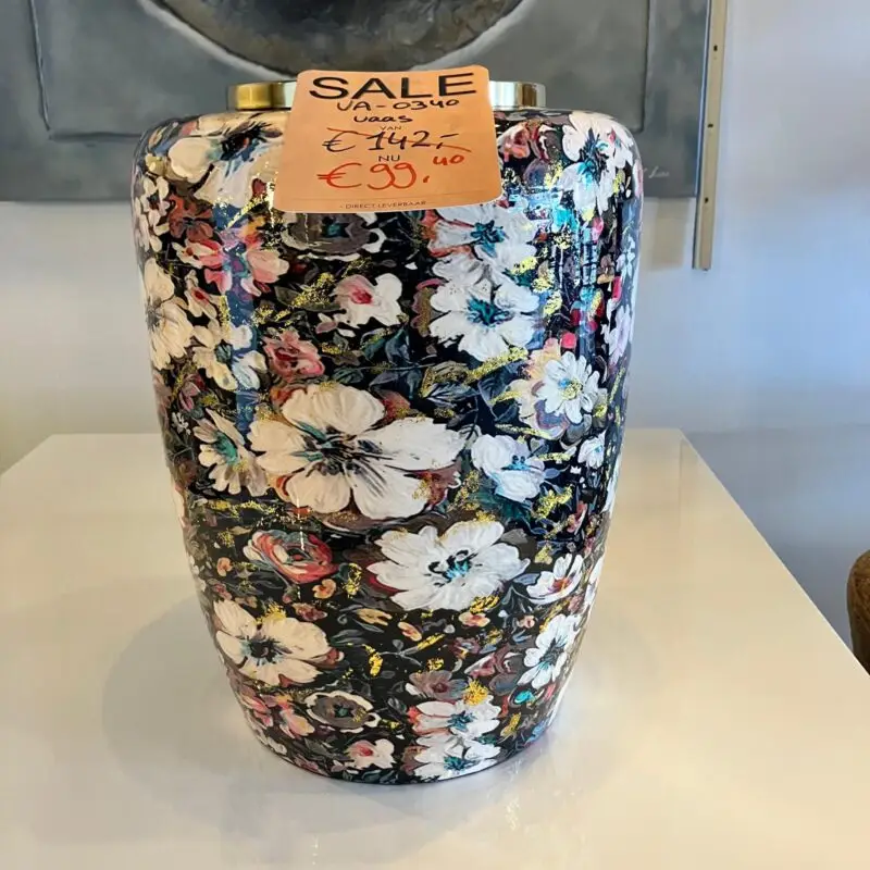 Vaas Richmond outlet736