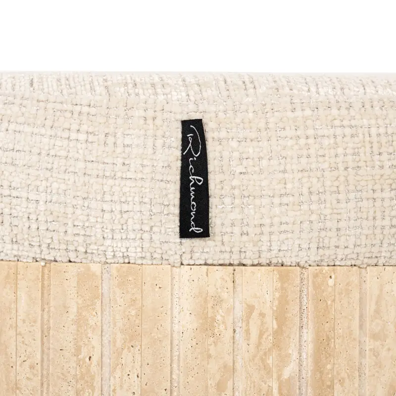 - Poef Gallice natural beige travertine (Beige)