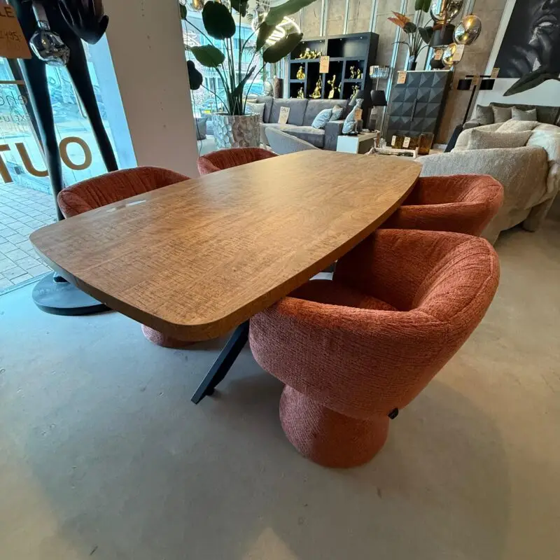 Eetkamertafel outlet750