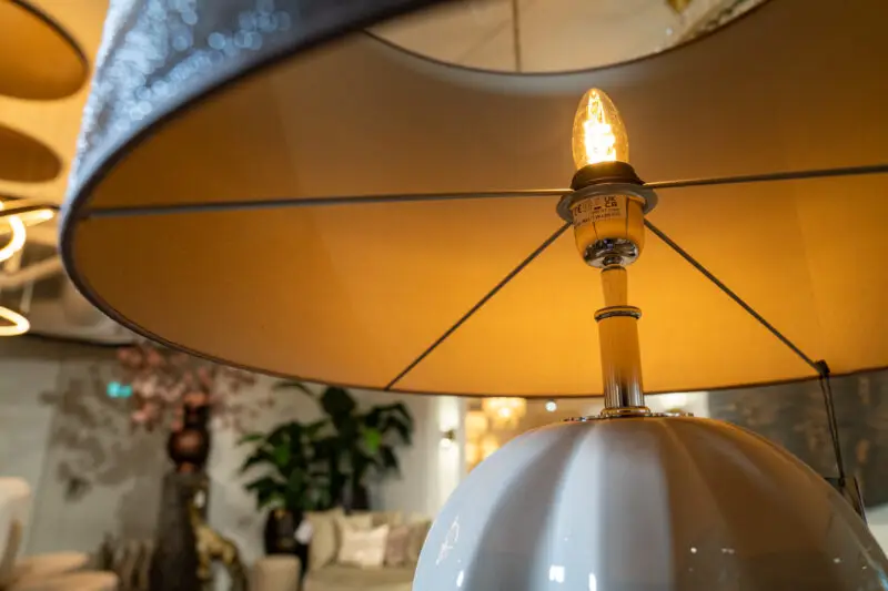 Vloerlamp Orbino – Elegantie in perfecte balans - Afbeelding 2
