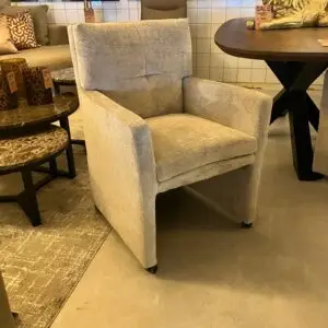 2 Eetstoelen Giel outlet818