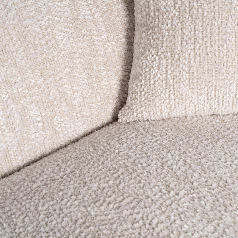 - Bank Armand lovely cream