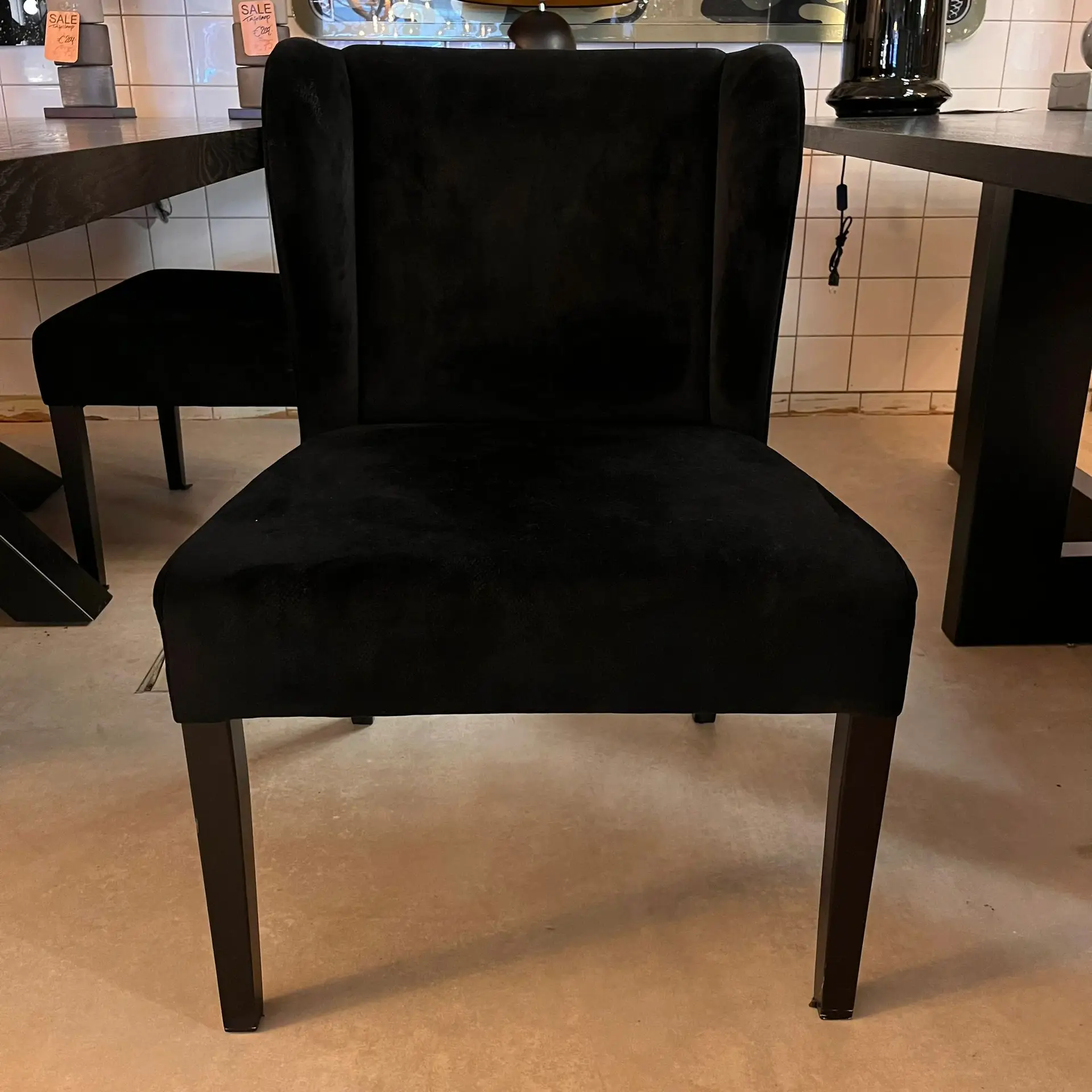 4 Eetstoelen zwart samen outlet930