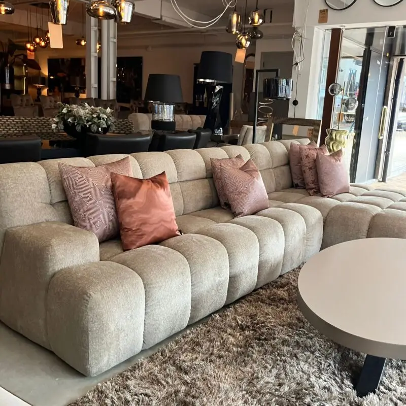Beverly Hills bank + Lounge outlet899