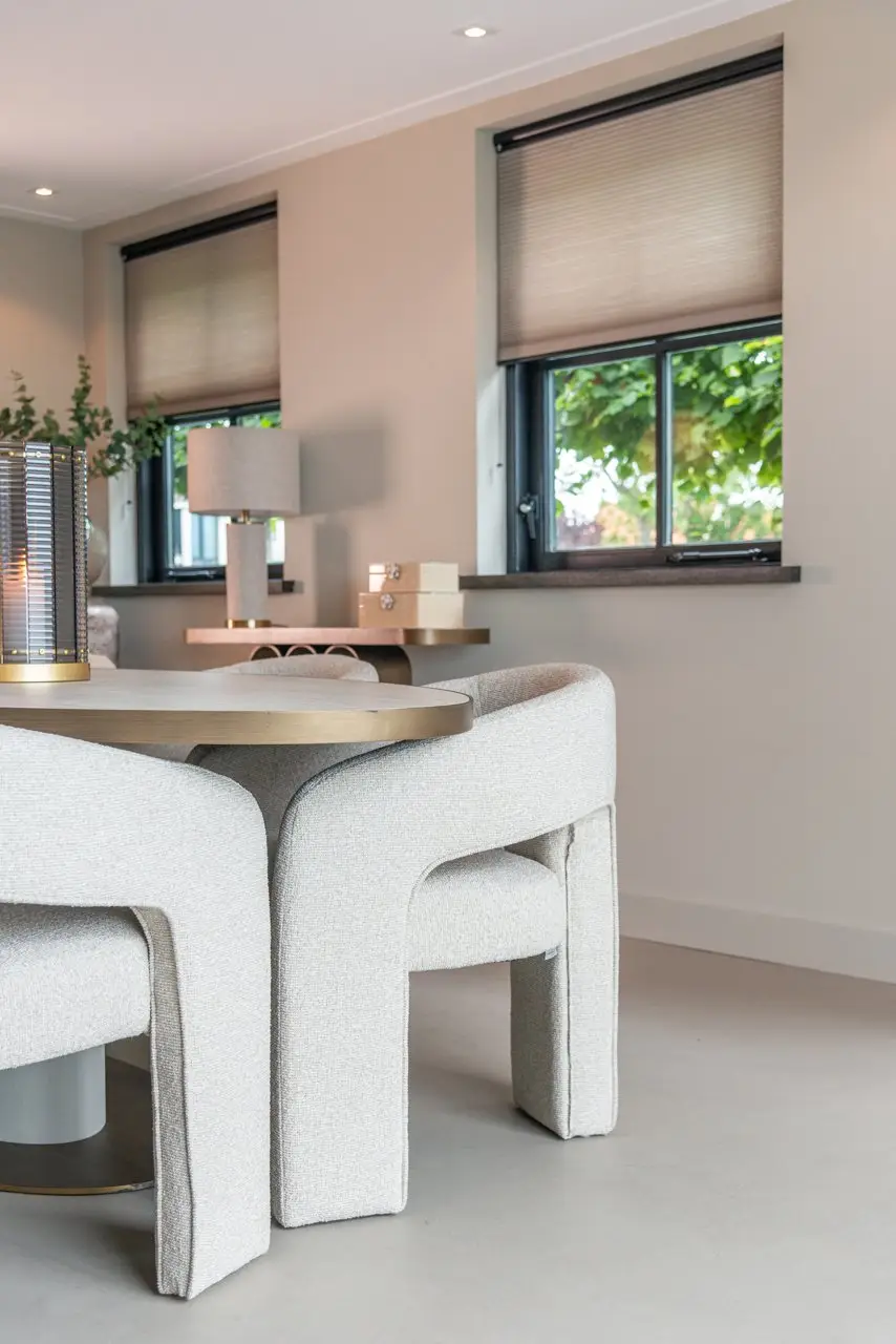 - Tafellamp Joline beige