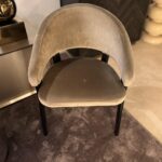 2 Eetkamerstoelen outlet017