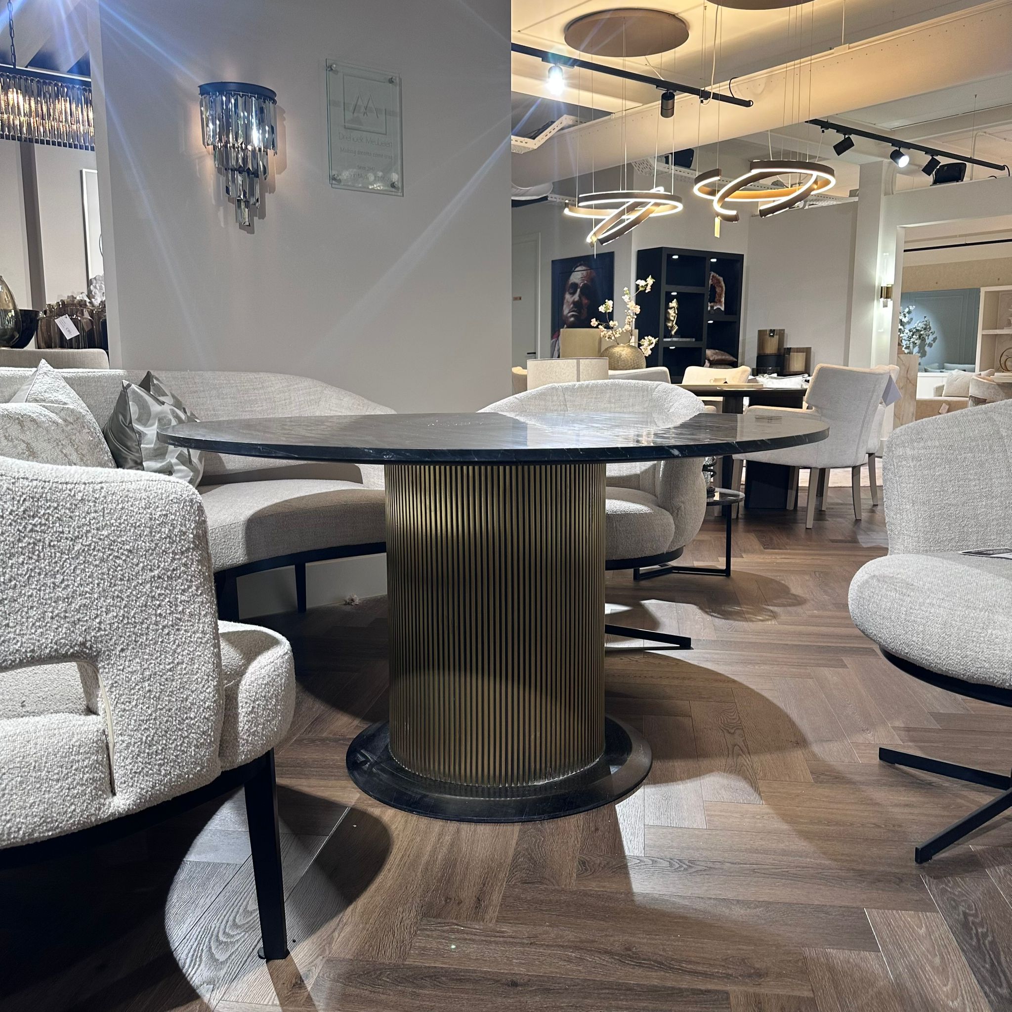 Eettafel Ironville Verbouwings Uitverkoop - Afbeelding 2