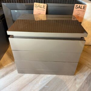 1 Nachtkastje outlet1125