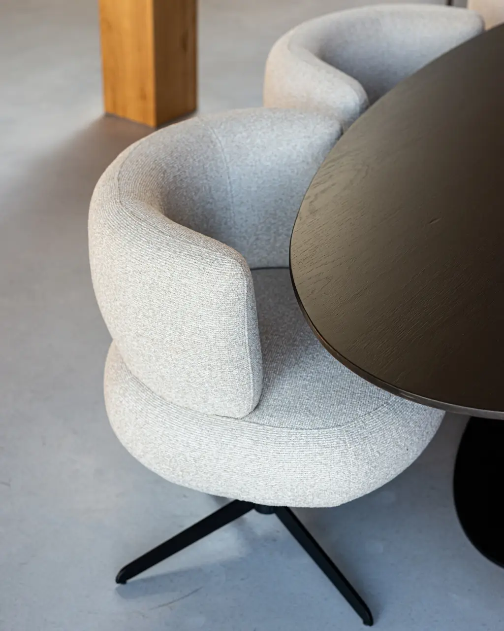 - Eettafel Gordon brown 300