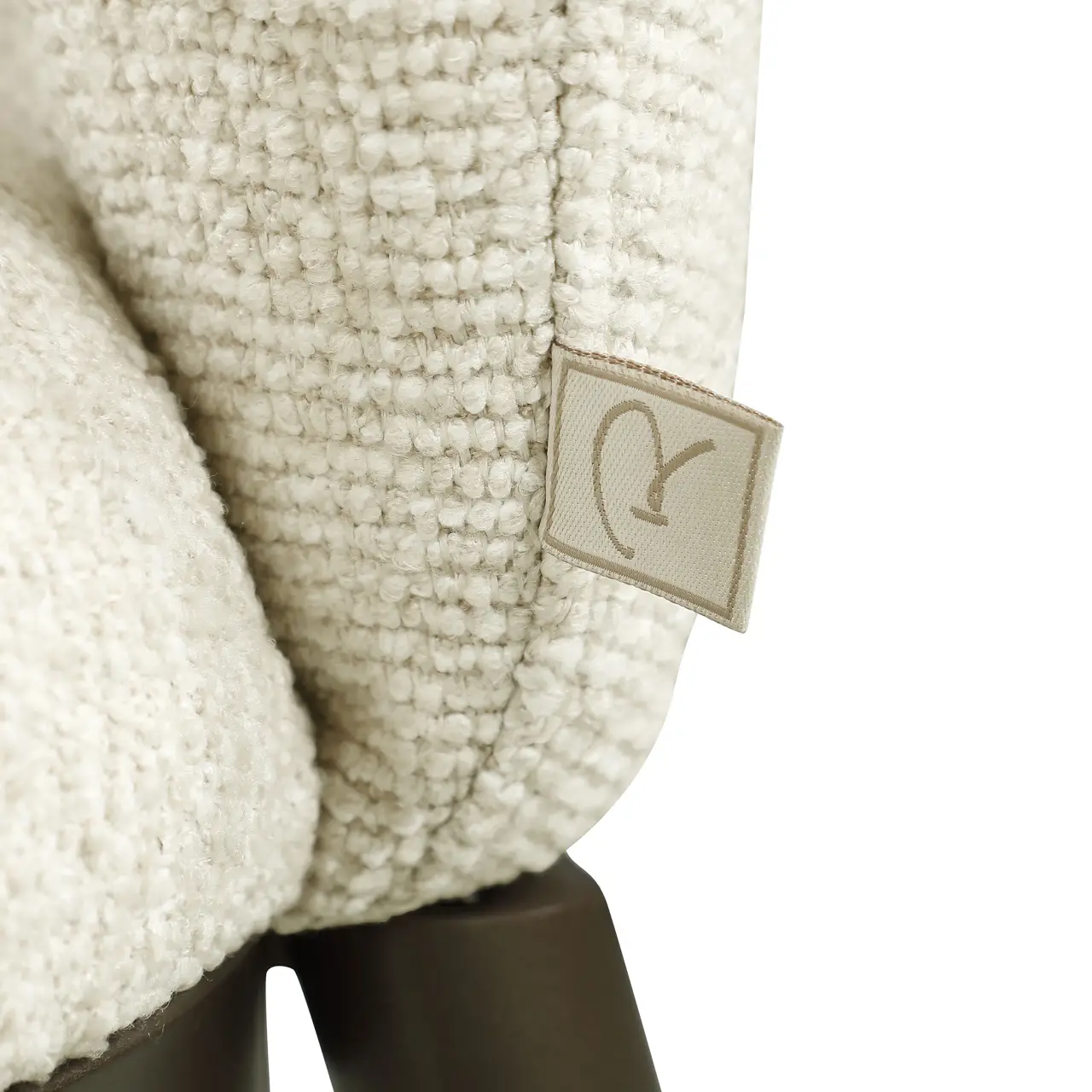 - Eetkamerstoel Gandy biscotti fire retardant