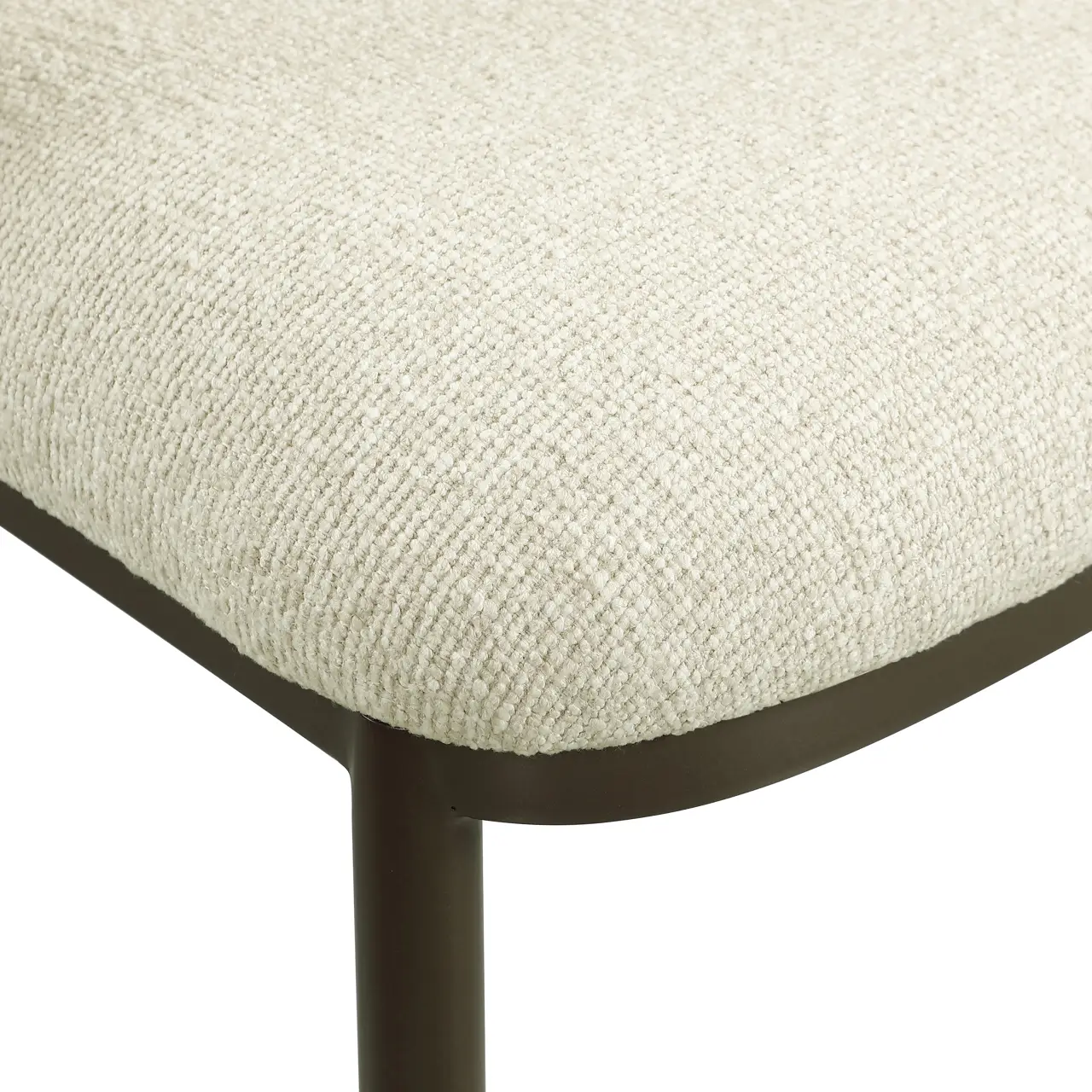 - Eetkamerstoel Gandy biscotti fire retardant