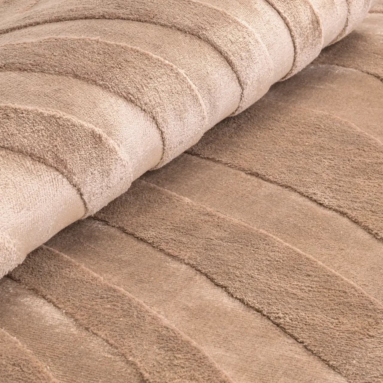 - Vloerkleed Fellion taupe
