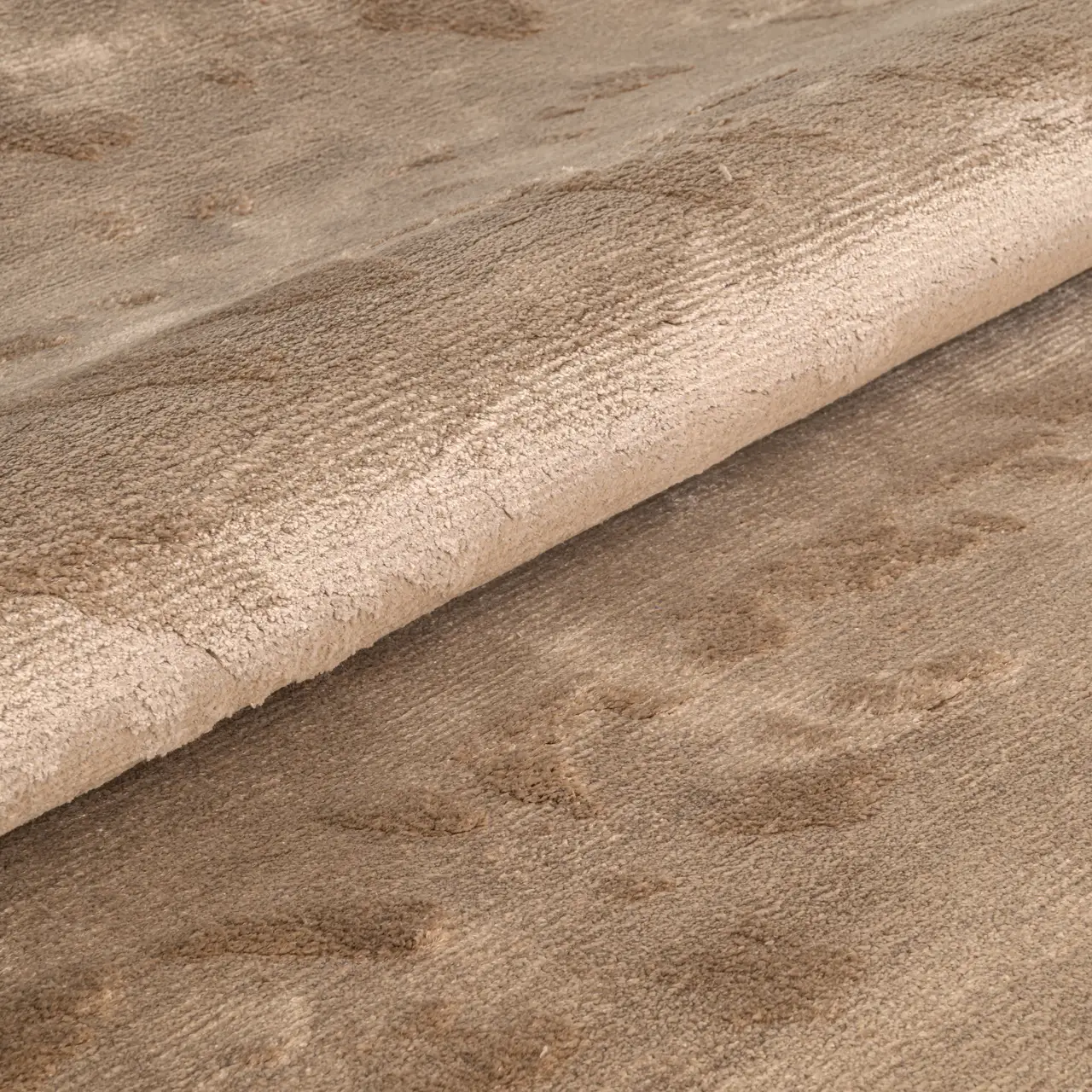 - Vloerkleed Nilla taupe 220x320