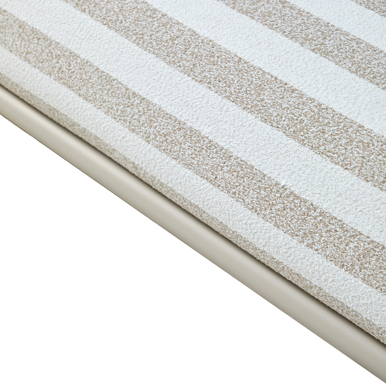 - Outdoor dagbed Sullivan ecru stripe