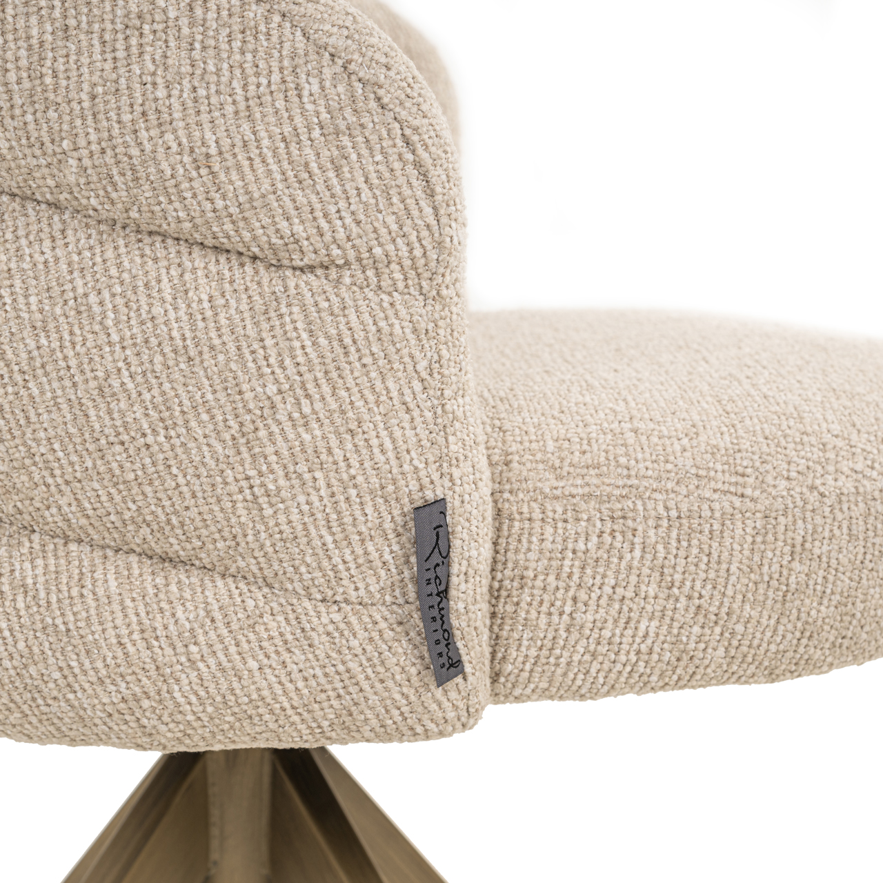 - Eetkamerstoel Zendaya biscotti swivel fire retardant